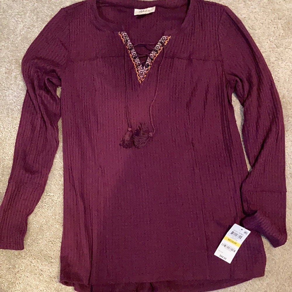 New with tags women’s top size medium